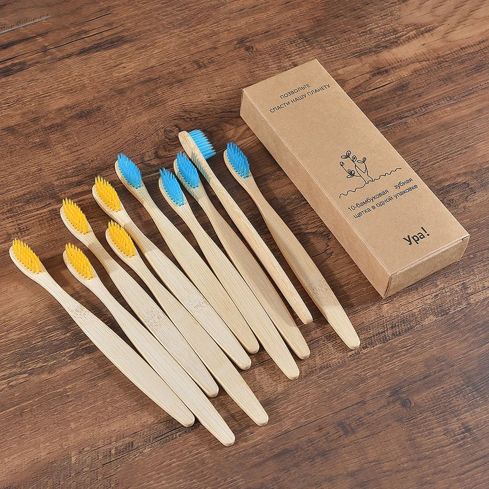 Kit com 10 escovas de dentes feitas em bambu natural, com cerdas macias e cores variadas. Uma opção sustentável, econômica e ideal para toda a família. Cada escova sai por apenas R$ 10,00.