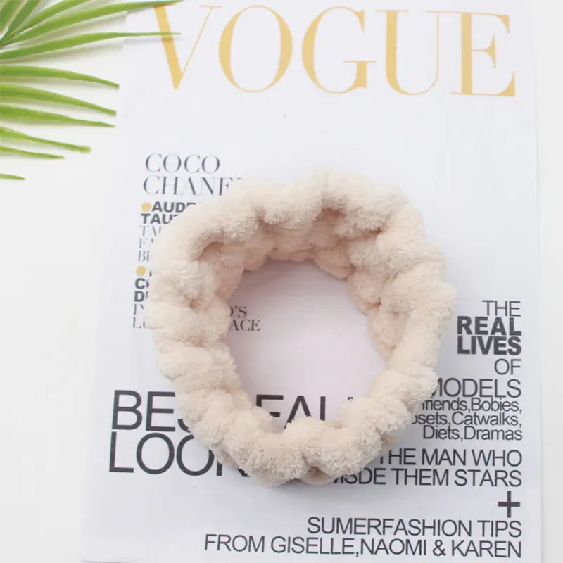 Faixa Antifrizz para Skincare em Veludo Coral – Para Maquiagem, Yoga e Rotina Facial